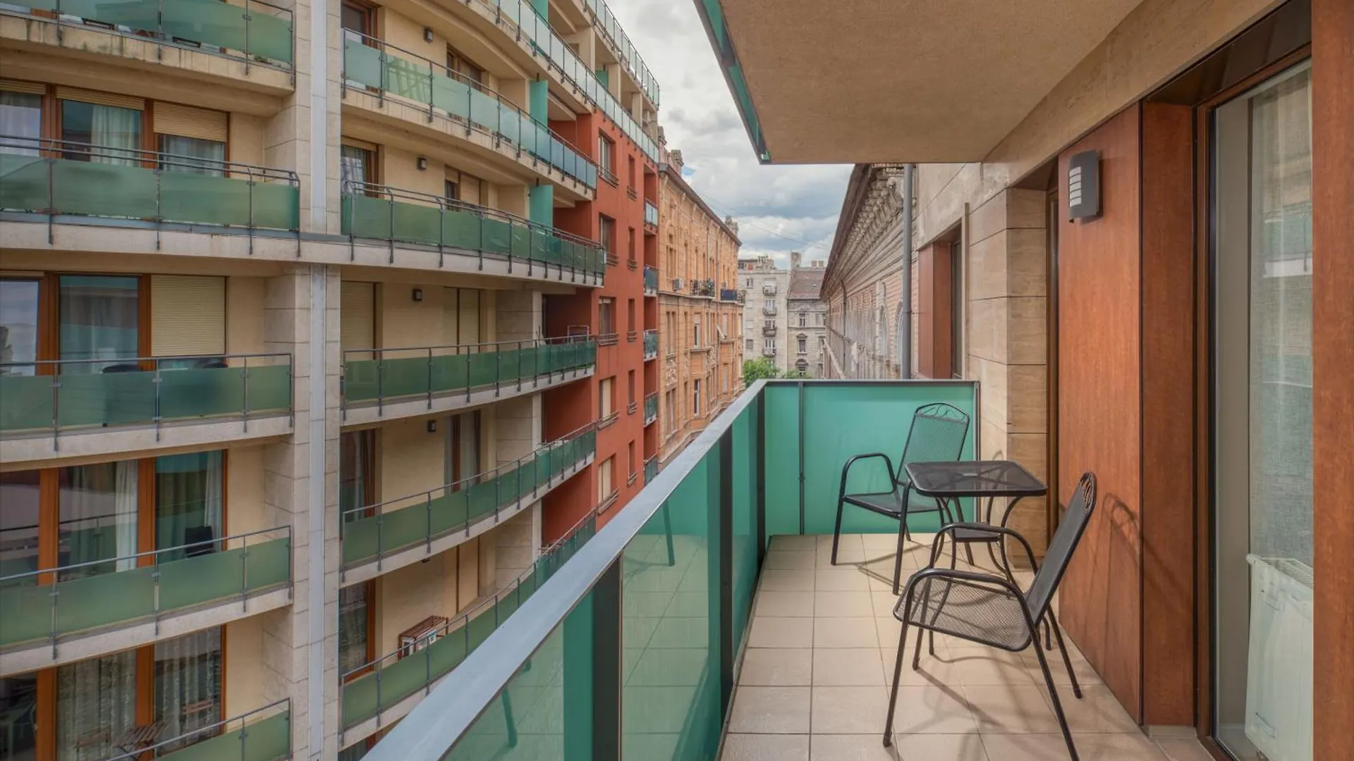 Escala Hotel & Suites Budapest