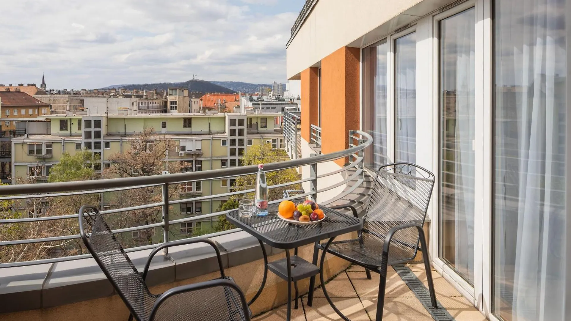 Escala Hotel & Suites Budapesta 4*,